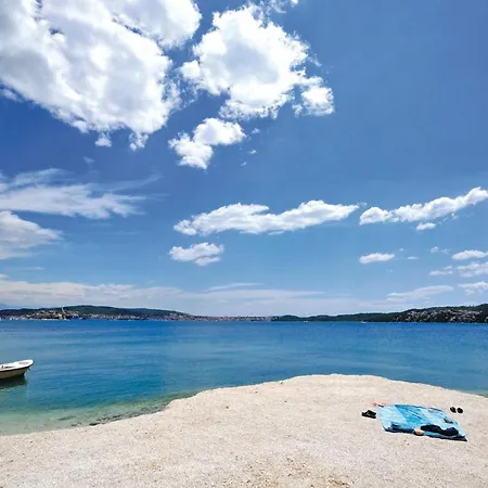 Apartament Lovely In Seget Donji Trogir